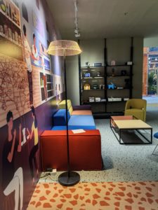 Hepburn floor lamp in the 47th CIFF Guangzhou 3